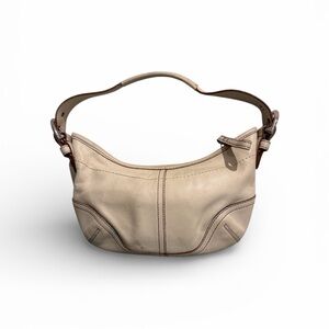 Coach Soho Mini Hobo Bag Cream Leather #9541 Y2K Shoulder Purse